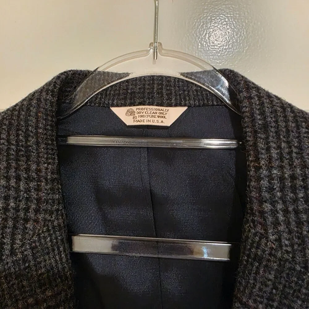 Vintage Hunt Valley Mens 42R Blazer Sport Coat Blue Plaid TWEED USA 2 button USA